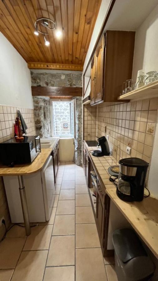 Appartement Jaujac Eksteriør billede